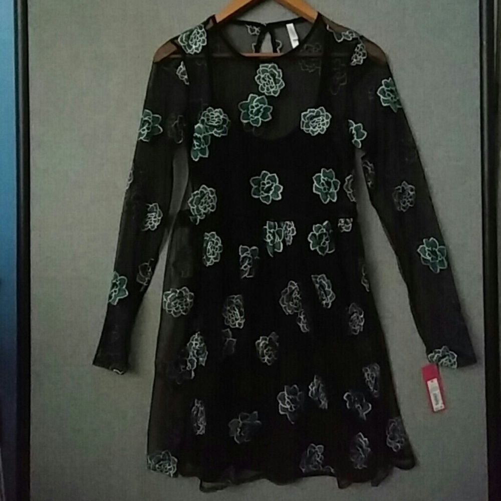 Party or Special Ocassion Dress ( Excellent Condit